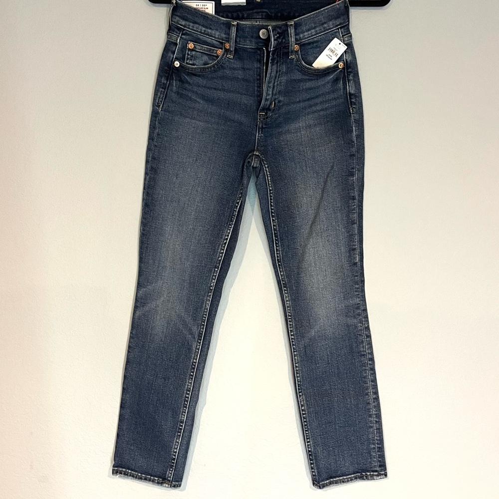 Gap Vintage Slim Midrise NWT dark wash skinny straight jeans size 24 / 00